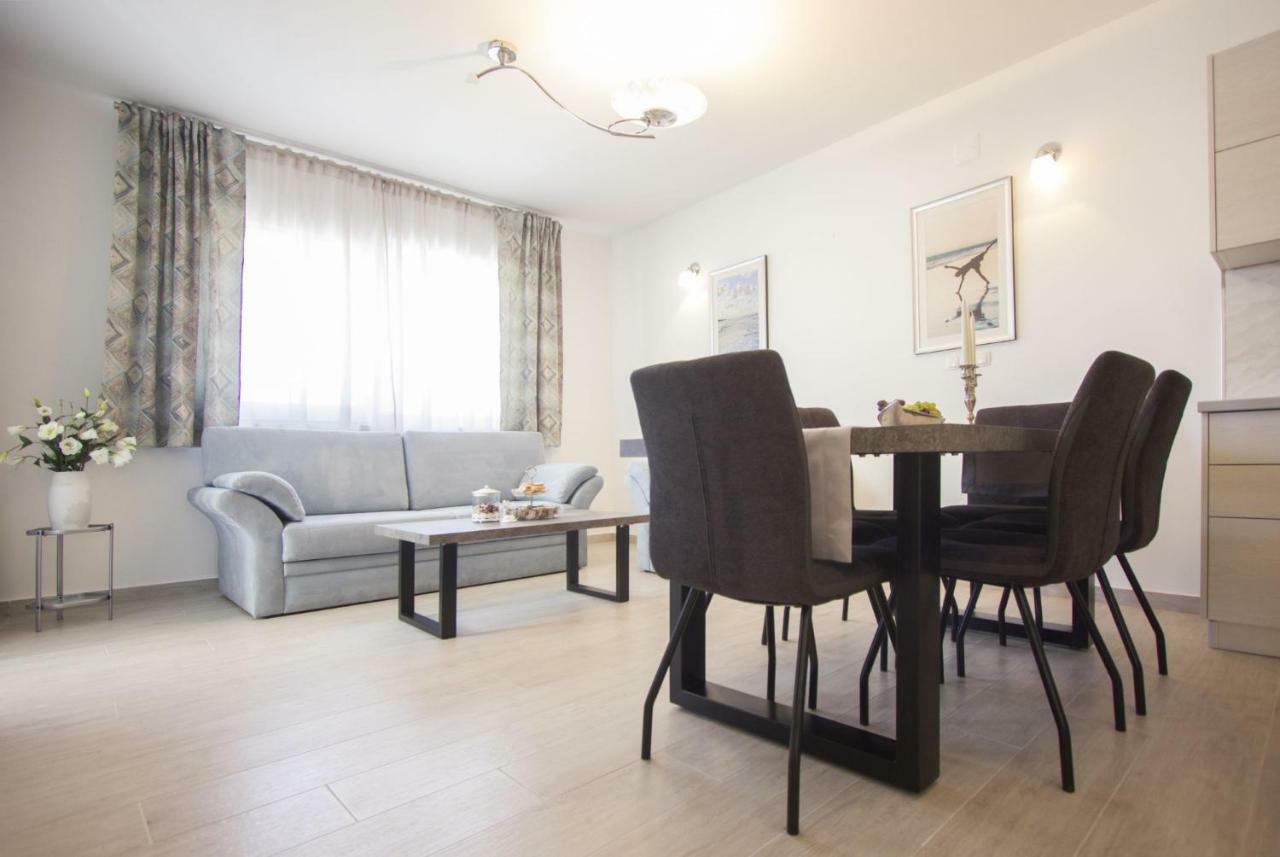 Appartement Paradise lux à Trogir Extérieur photo